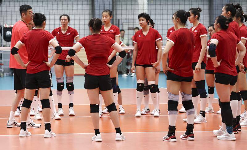 赵勇：中国女排想保持在世界前列 必须坚持快速多变的打法