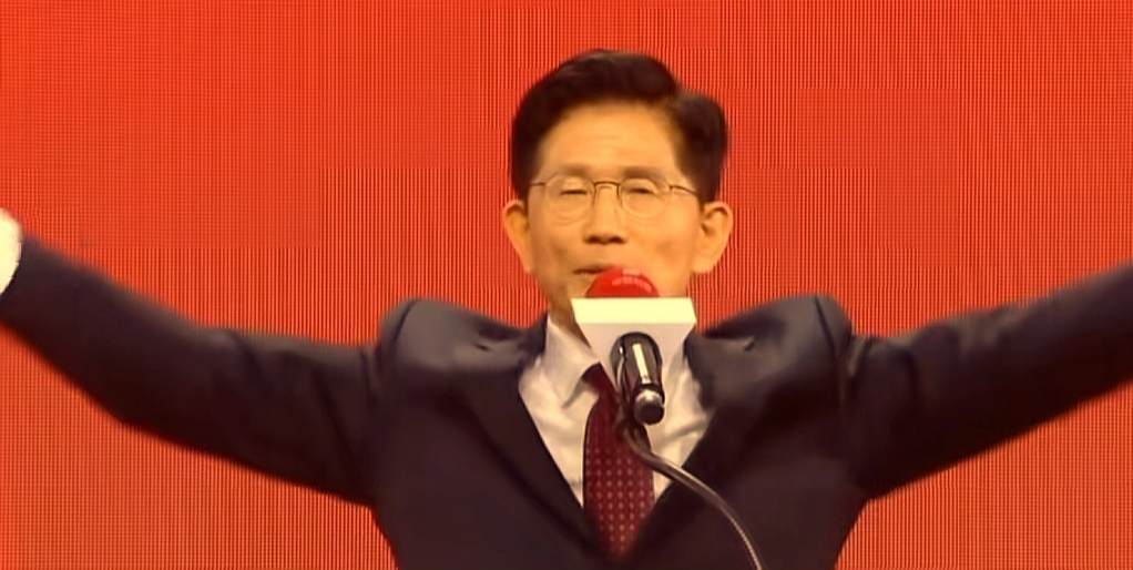 韩国大选一夜大变，李在明支持率出炉，一匹“黑马”突然浮出水面！ ​