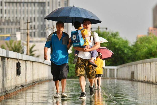 北京今明降雨频繁天气闷热，周五起气温逐渐升高