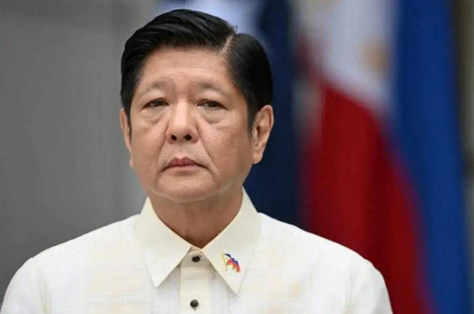 黄岩岛捷报传来,中方不再手下留情,十余艘菲律宾公务船,全被中国海警驱离