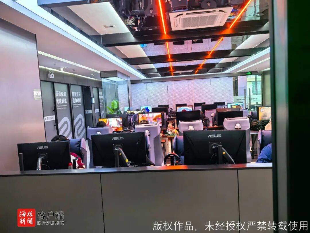 投诉!海南一大学食堂二楼电子阅览室竟成了“收费网吧”!监管部门介入调查