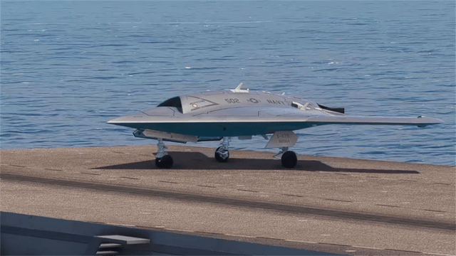 机库一开,解放军新家伙亮相!与歼20一飞冲天,重点是美国没有