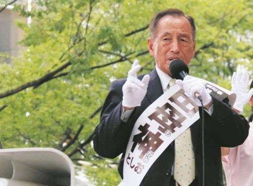 “枪口”对准珍珠港，这个日本极右翼分子对美国“开火”了