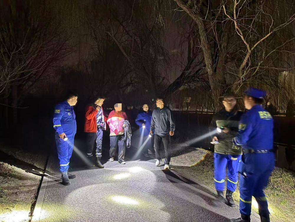 定位手表、防走失手环……老人为何不愿用？